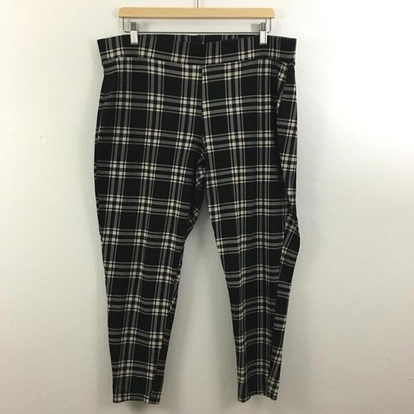 2/$25 Torrid Women’s Cotton Plaid Full Length Waist Premium Leggings Size 3 - Picture 1 of 6